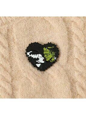 BRIDE OF FRANKENSTEIN Horror Enamel Lapel Pin NEW